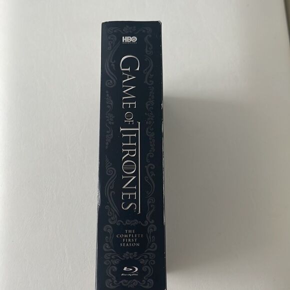 Game of Thrones Complete first season blue Ray - Picture 2 of 2